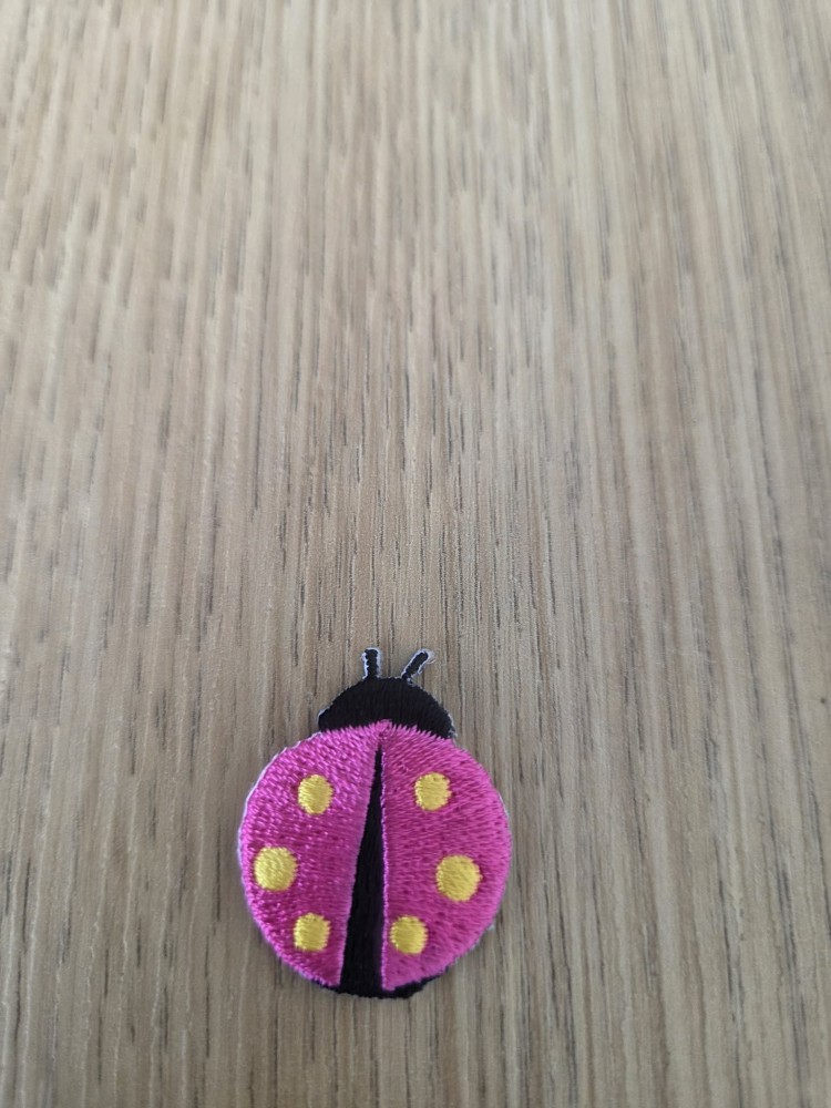 Boružės 1* 1cm Boružės 1* 1cm